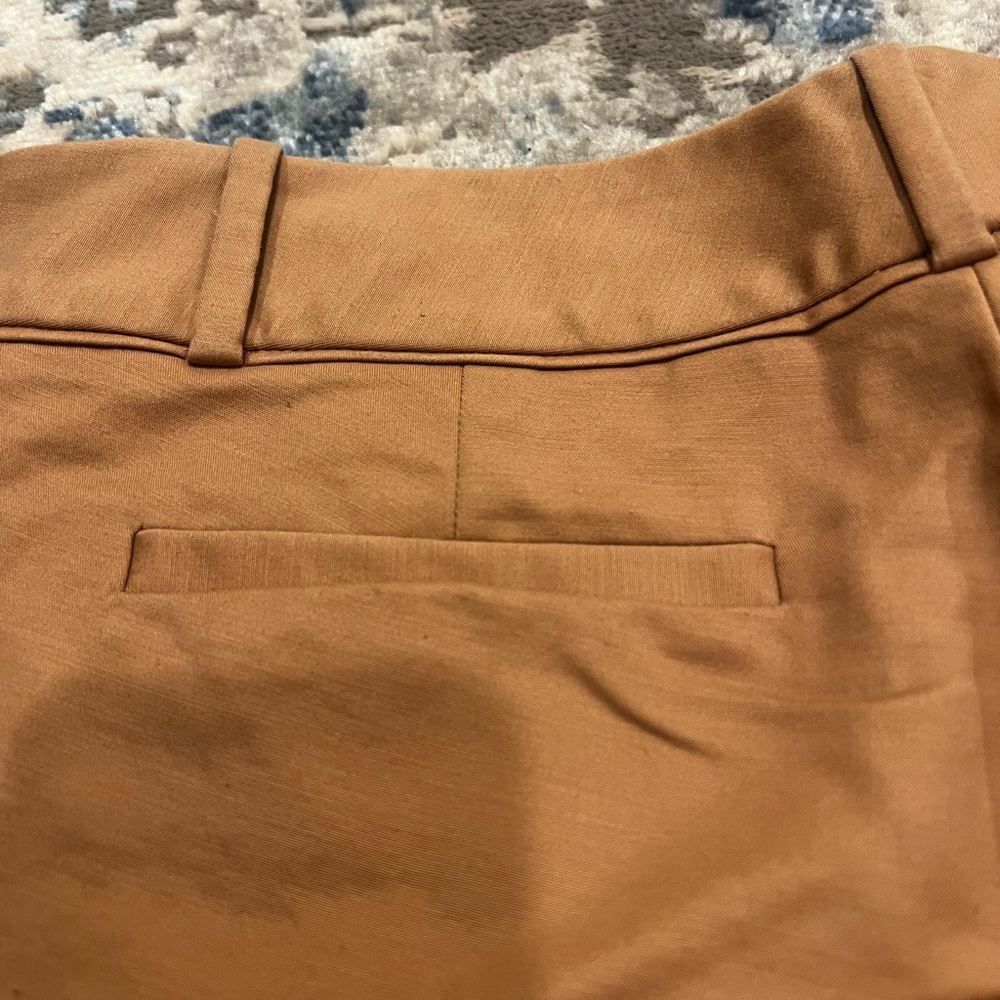 Shorts - Picture 3 of 5